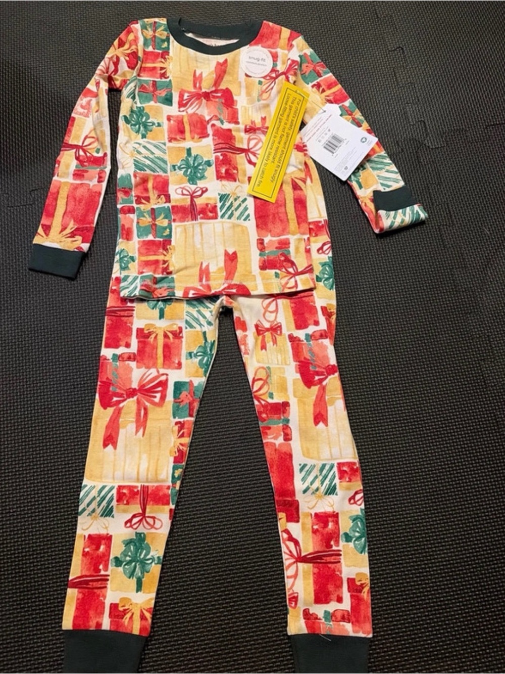 Kids Burts Bee Red & Green Holiday Gift Print Pajama Set